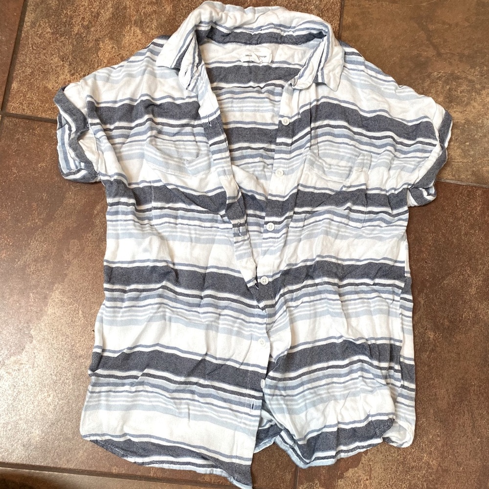 Striped beach short sleeve cotton button down